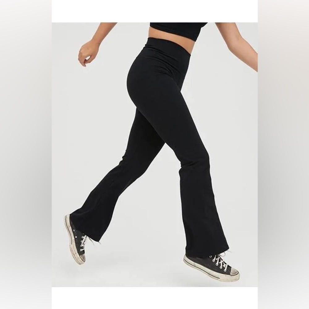 Offline Aerie Flared Leggings - Picture 2 of 6